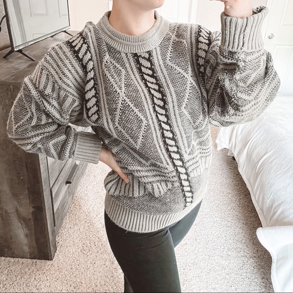 London Fog Sweaters - London Fog Vintage Style Geometric Wool Sweater